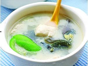 吃瓜怎样做汤吃,吃瓜也能做汤,清凉一夏的秘诀